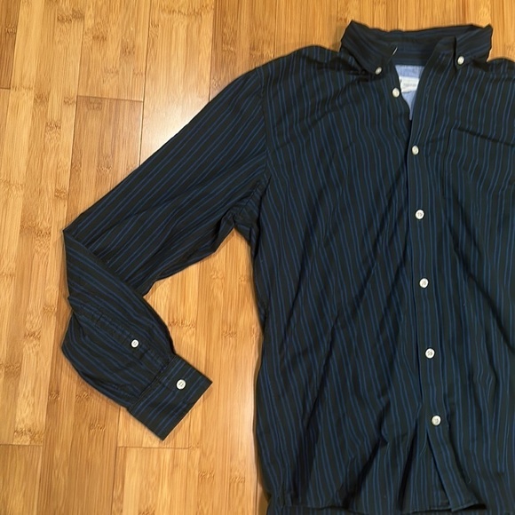 GAP button down shirt size large men’s - Picture 3 of 9